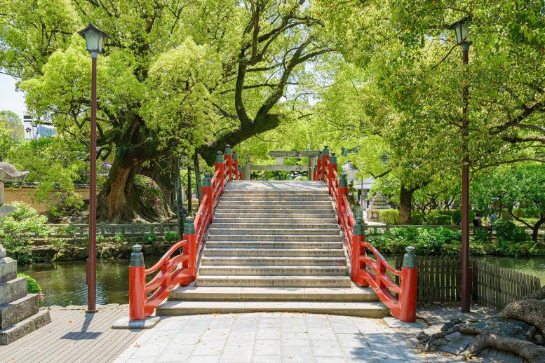 太宰府天満宮 赤い太鼓橋