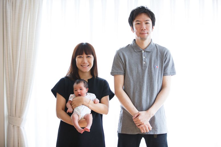 マタニティと同じ場所同じポーズでニューボーン撮影