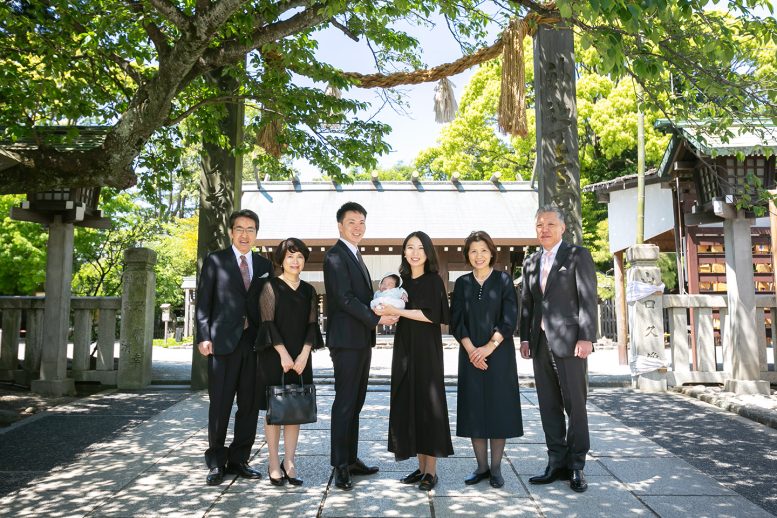 伊勢山皇大神宮　両家のご両親とお宮参り