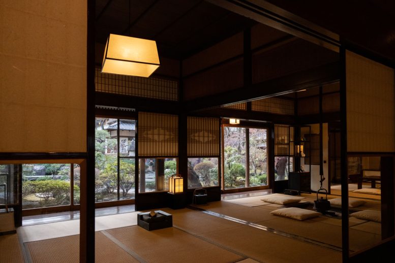 うかい芝店 掘り炬燵のある座敷