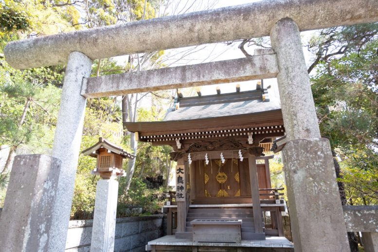 大鳥神社（摂社）