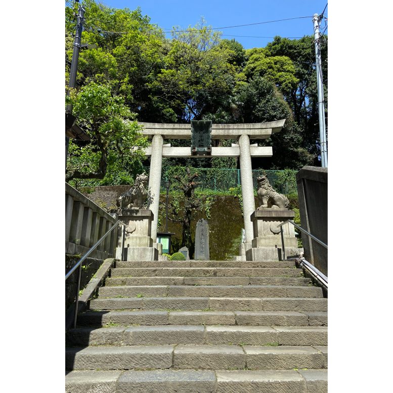 港区 久國神社 鳥居と階段その2