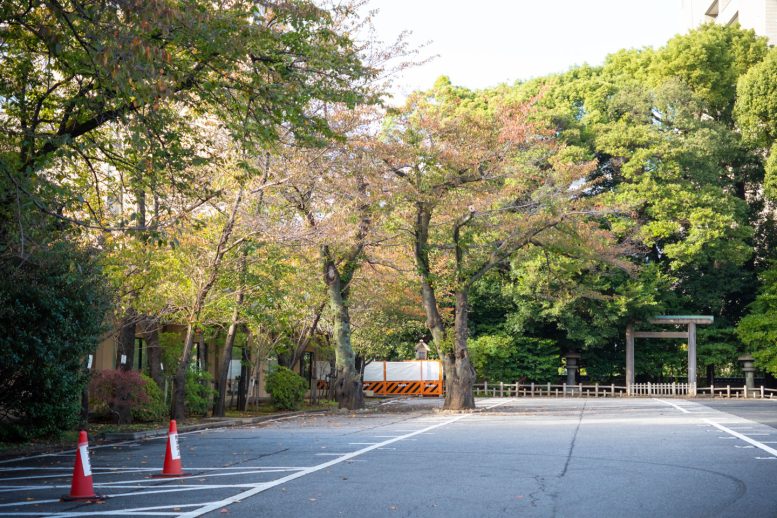 靖国神社 駐車場