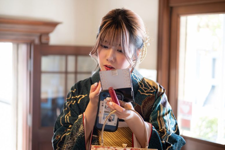 成人式のメイク、口紅