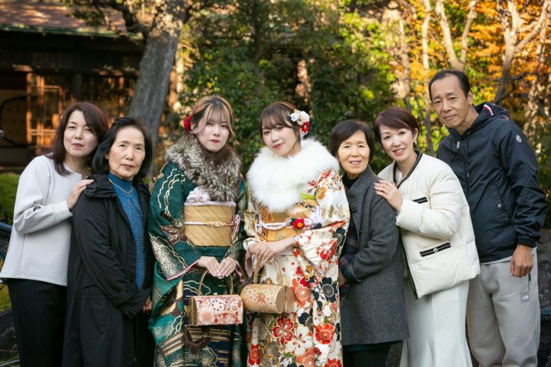 成人式の家族写真