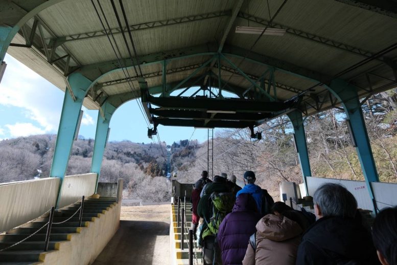 宝登山神社 ロープウェイの待ち時間