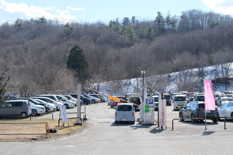 宝登山ロープウェイの駐車場