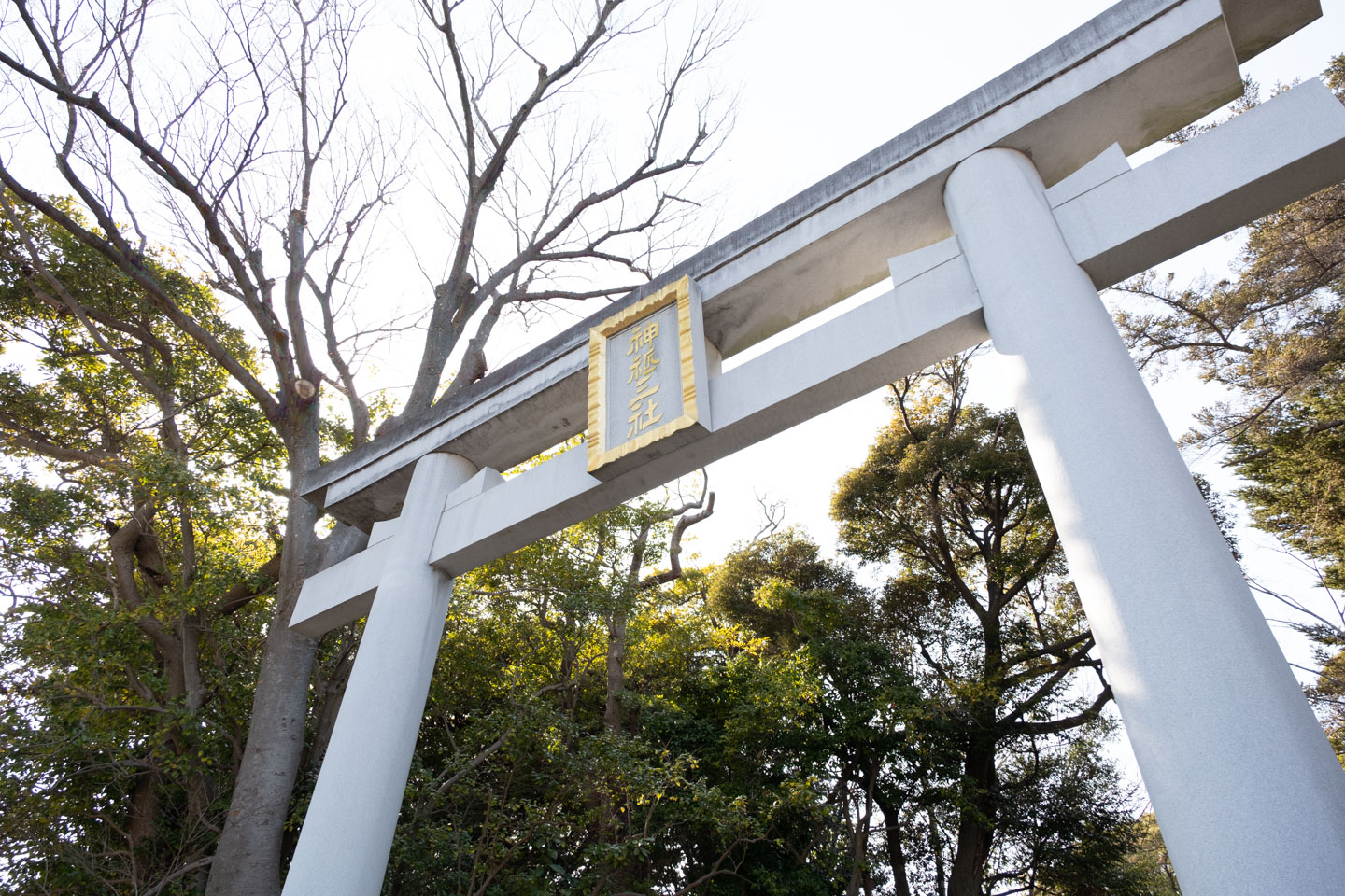 検見川神社 駐車場前の鳥居