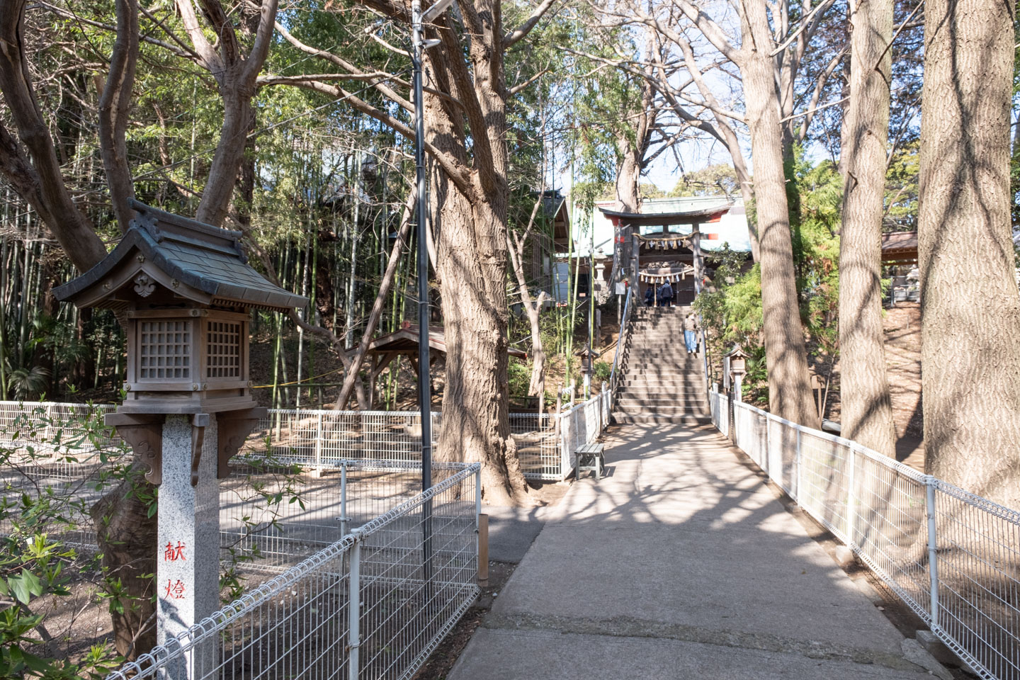 二宮神社 通路