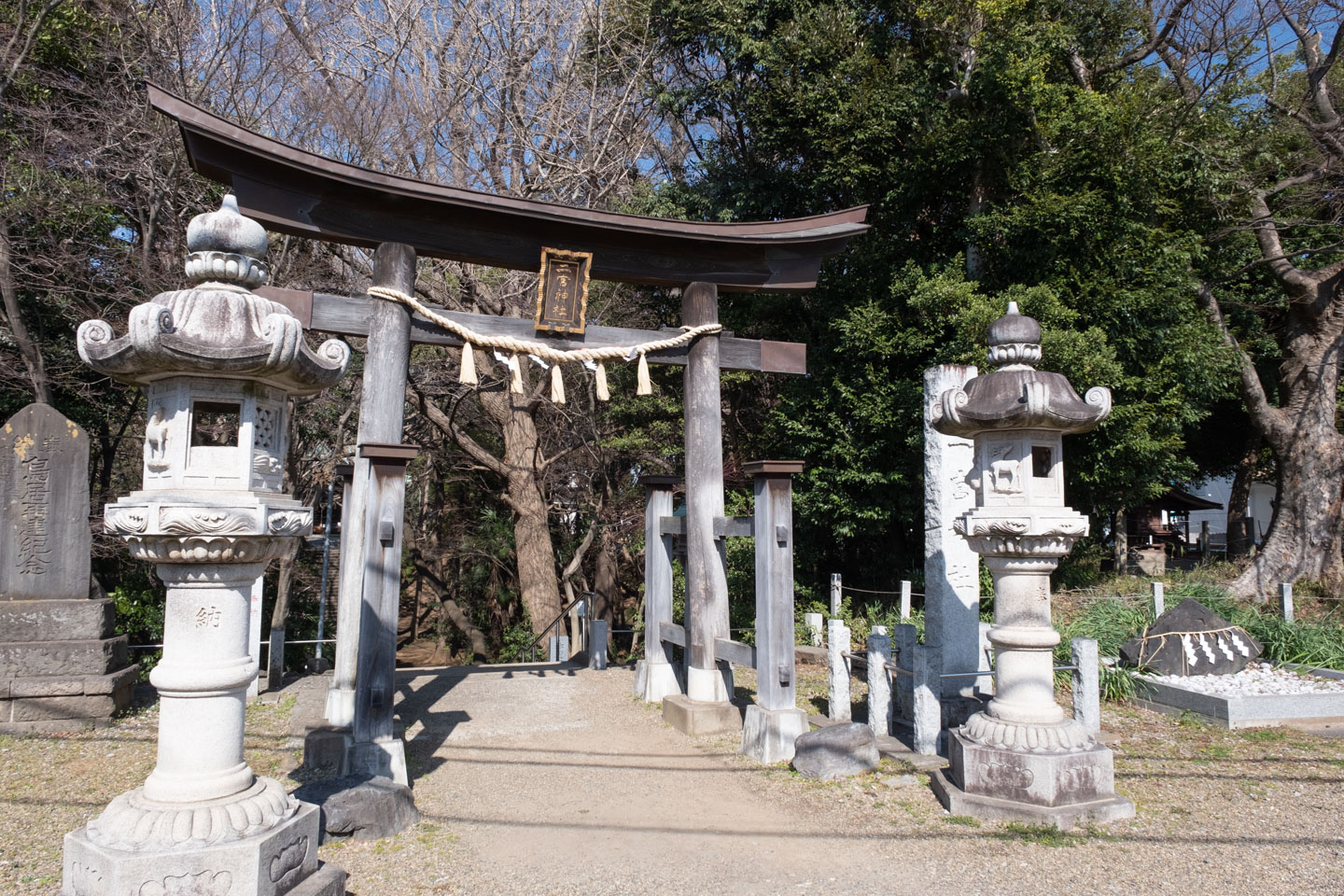 二宮神社 入口の鳥居