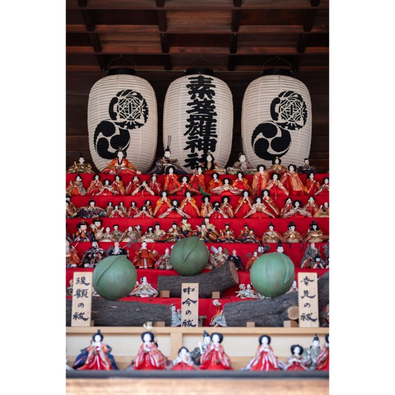 素盞嗚神社 桃の節供(せちく)の雛飾り(ひなかざり)