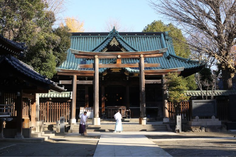 牛嶋神社 三ツ鳥居