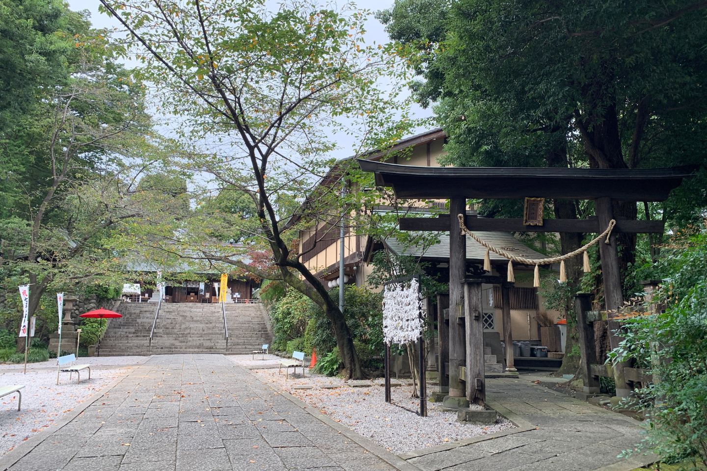 所澤神明社　境内の様子