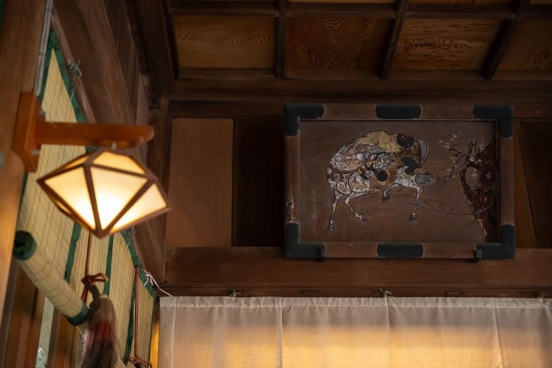 富岡八幡宮(横浜市金沢区) 拝殿の天井