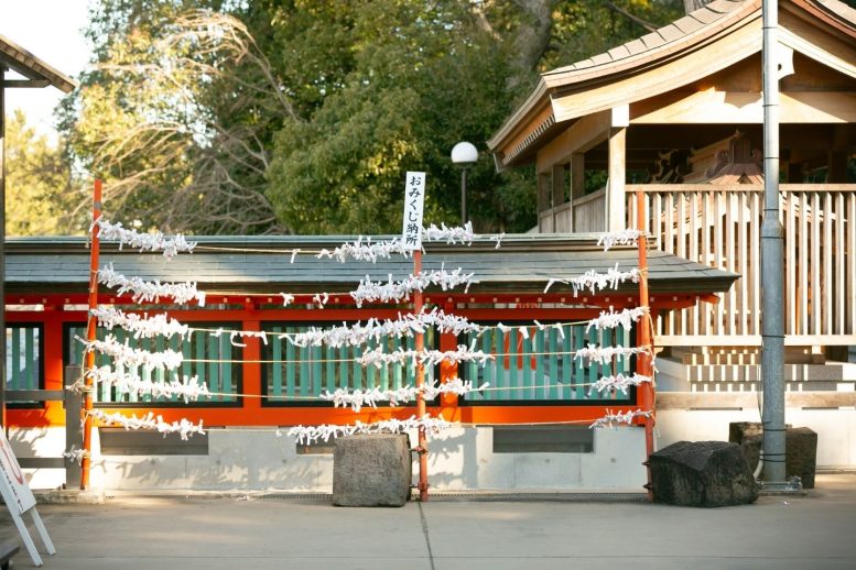 富岡八幡宮(横浜市金沢区) おみくじ掛け