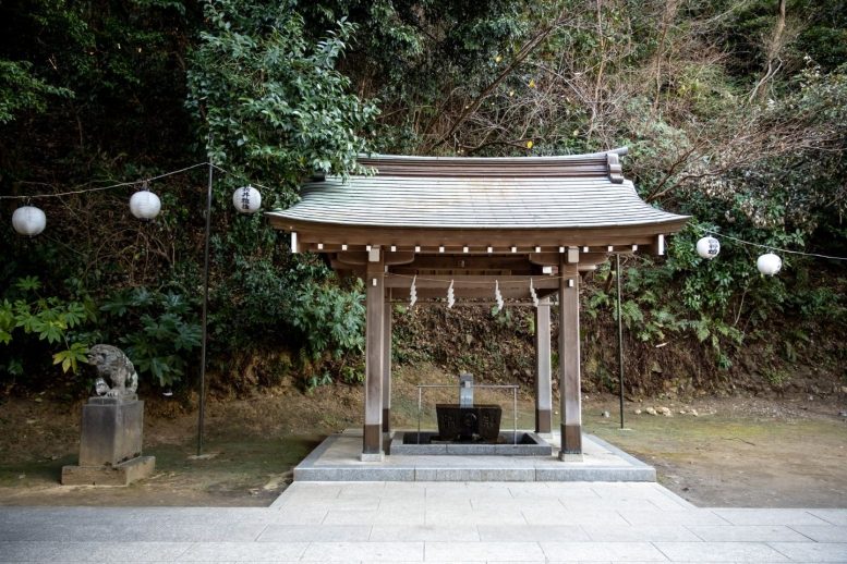 富岡八幡宮(横浜市金沢区) 手水