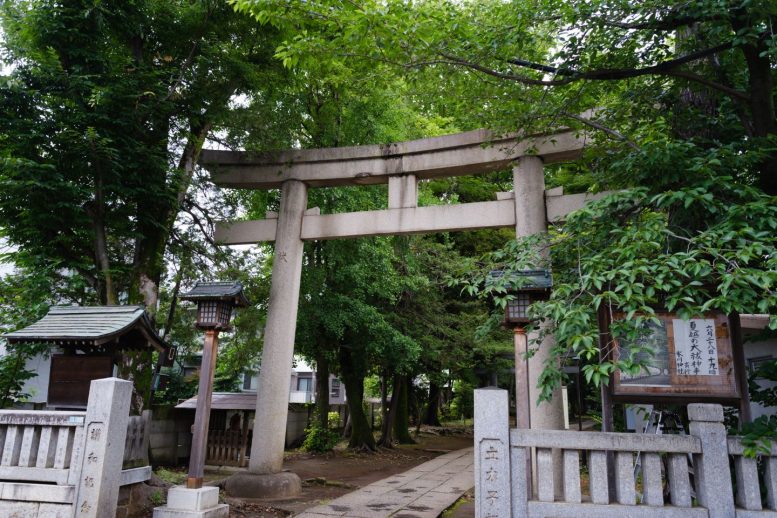 八雲氷川神社 鳥居