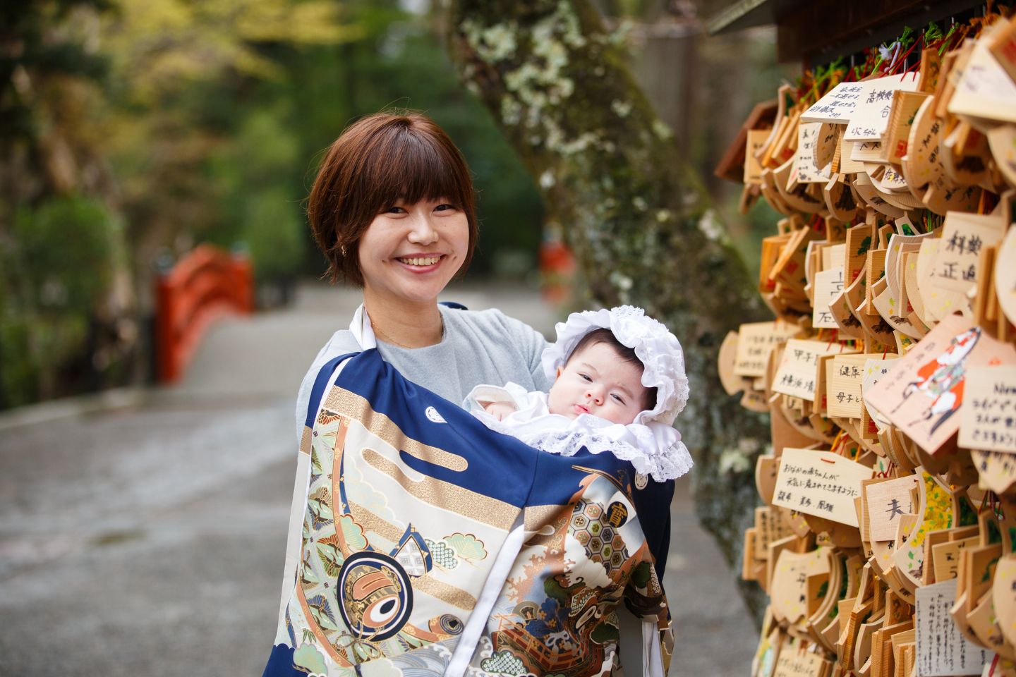 鶴岡八幡宮　ママと赤ちゃん