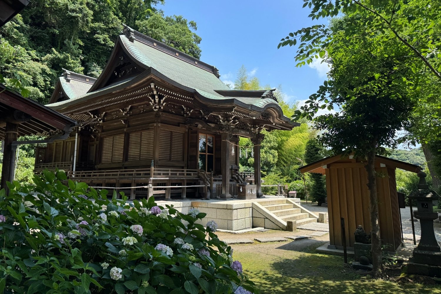 御霊神社 本殿
