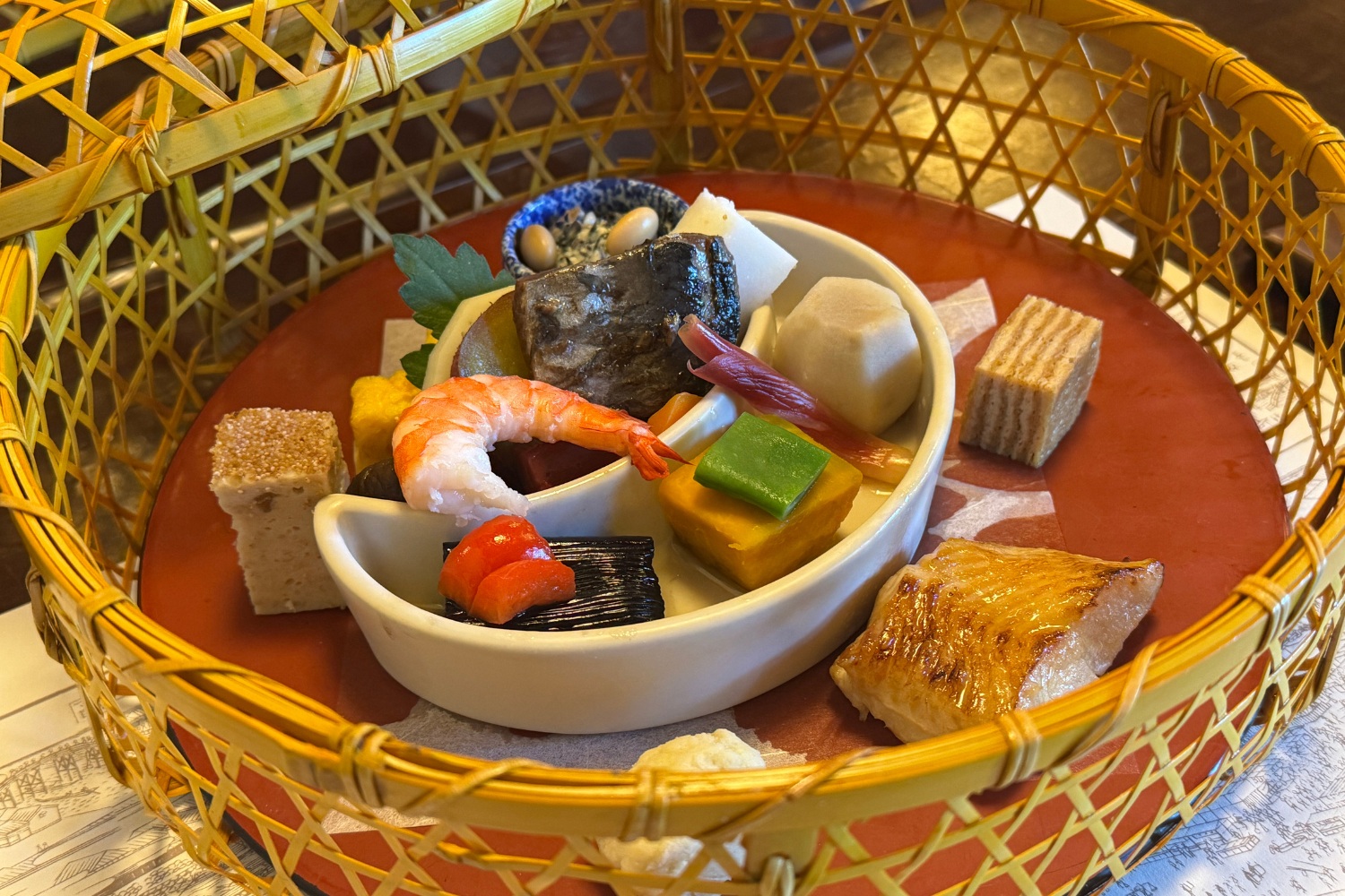 韻松亭 二の膳 花籠